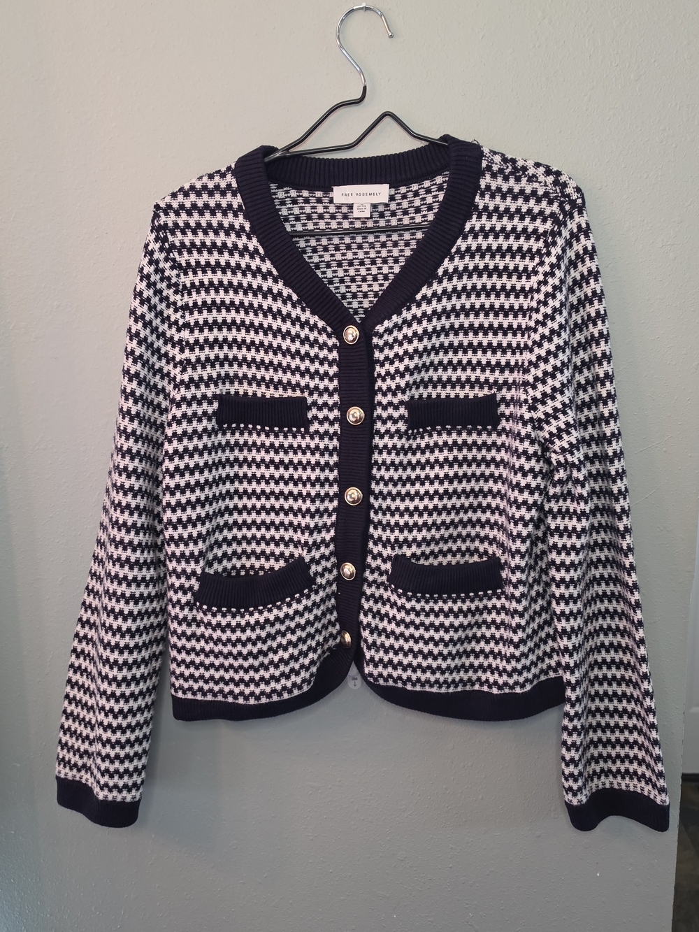 Free Assembly Black & White Houndstooth Knit Cardigan Gold Button Sweater M